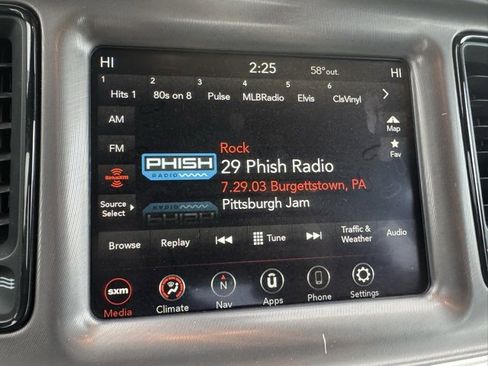 Used 2022 Dodge Challenger R/T image 19