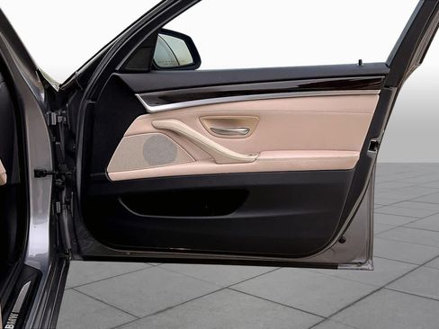 Used 2011 BMW 528i Sedan RWD image 21
