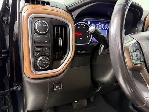 Used 2022 Chevrolet Silverado 3500 High Country AWD/4WD image 15