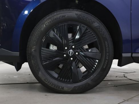 Used 2025 Nissan Murano SV AWD/4WD image 31