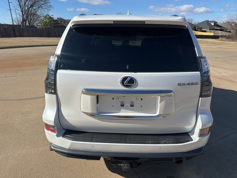 Used 2022 Lexus GX 460 Premium image 4