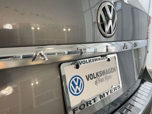 Used 2019 Volkswagen Atlas SE w/ Towing Package image 36