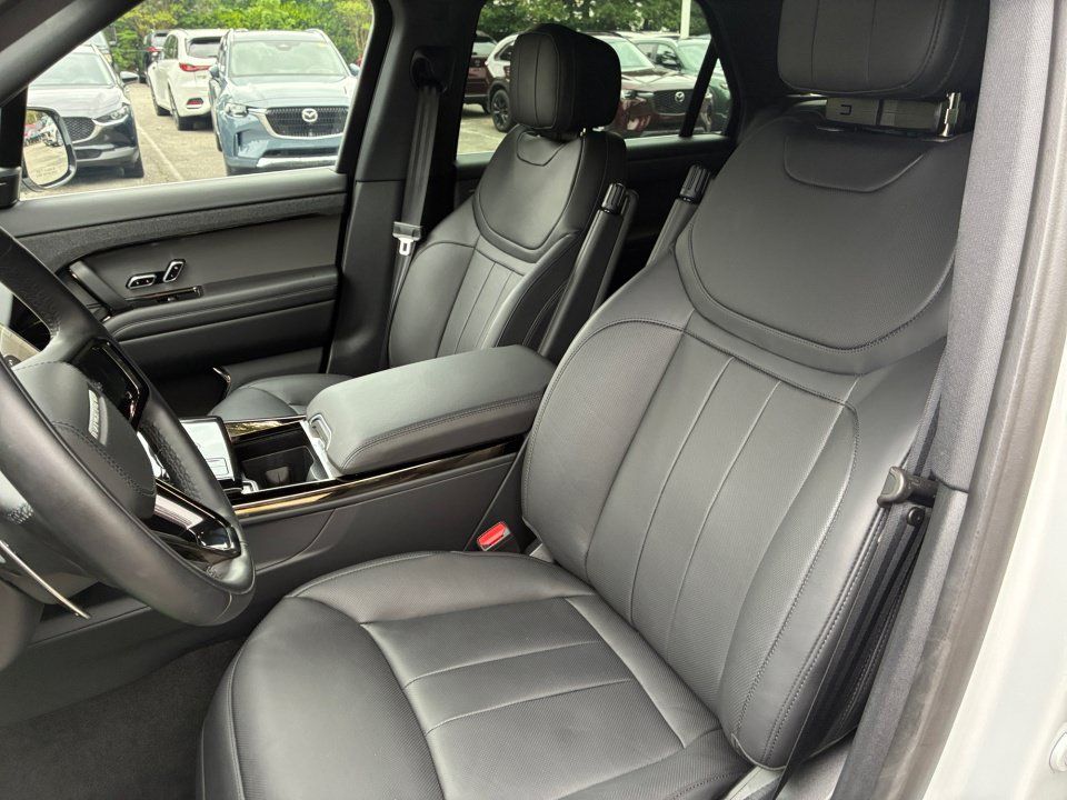 Certified 2025 Land Rover Range Rover Sport Dynamic SE AWD/4WD image 30