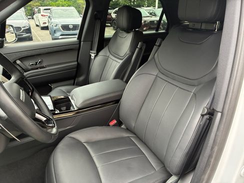 Certified 2025 Land Rover Range Rover Sport Dynamic SE AWD/4WD image 30