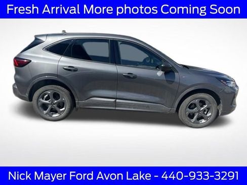 Used 2024 Ford Escape ST-Line w/ Tech Pack #1 AWD/4WD image 5