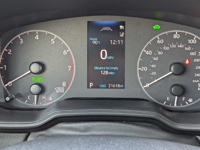 Used 2024 Toyota Corolla Cross AWD Hybrid w/ Moonroof Package image 26