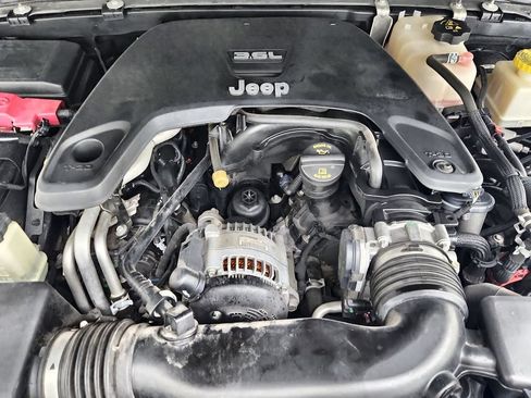 Used 2020 Jeep Gladiator Sport w/ Quick Order Package 24S AWD/4WD image 38