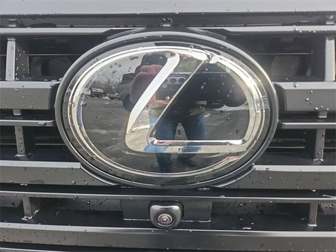 Used 2025 Lexus GX 550 image 32