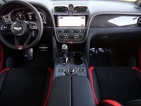 New 2026 Bentley Bentayga Speed image 4