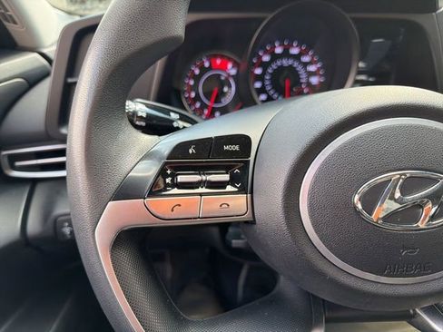 Certified 2023 Hyundai Elantra SEL image 19