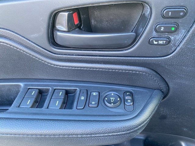Used 2025 Honda Odyssey EX-L image 28