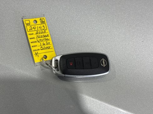 Used 2025 Nissan Versa SV FWD image 39