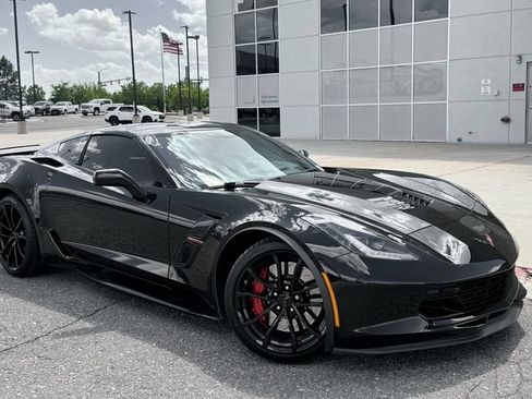 Used 2019 Chevrolet Corvette Grand Sport RWD image 2