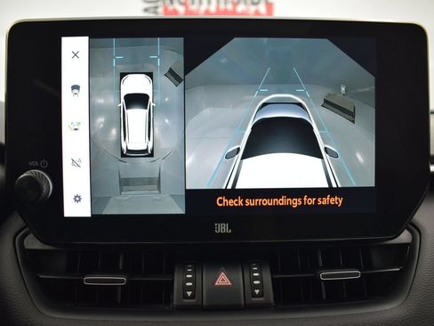 Used 2023 Toyota RAV4 Limited AWD/4WD image 22