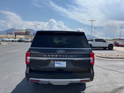 Used 2024 Ford Expedition XLT image 7