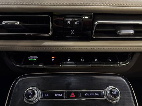 Used 2023 Lincoln Nautilus Reserve w/ Luxury Package image 19