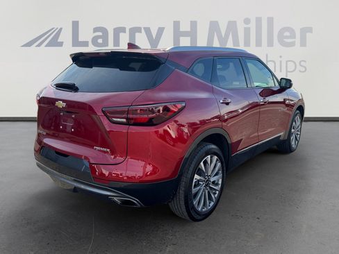 Used 2023 Chevrolet Blazer Premier w/ Driver Confidence II Package image 5