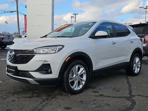 Used 2021 Buick Encore GX Preferred w/ Cold Weather Comfort Package image 3