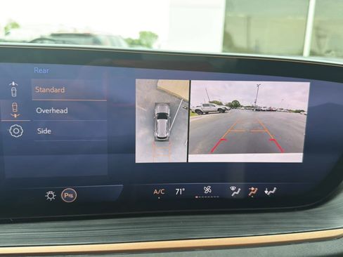 Used 2025 Buick Envision Sport Touring image 22