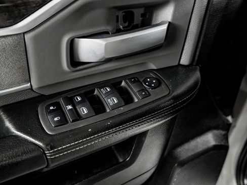 Used 2022 RAM 2500 Big Horn AWD/4WD image 32