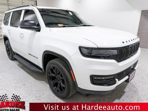 Used 2024 Jeep Wagoneer Series II image 6