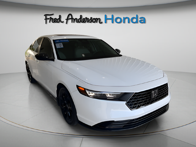 Certified 2025 Honda Accord SE image 4