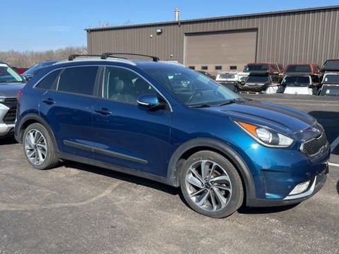 Used 2019 Kia Niro Touring image 1