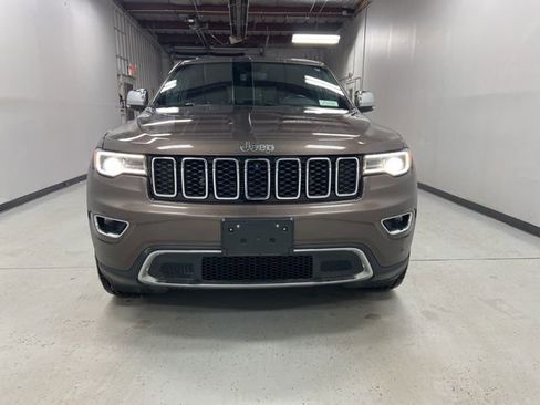 Used 2020 Jeep Grand Cherokee Limited w/ Trailer Tow Group IV image 2