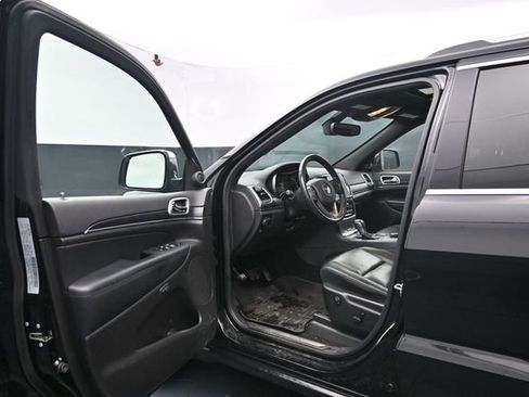 Used 2020 Jeep Grand Cherokee Limited AWD/4WD image 12