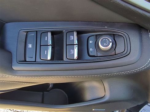 Used 2023 Subaru Forester Touring image 16