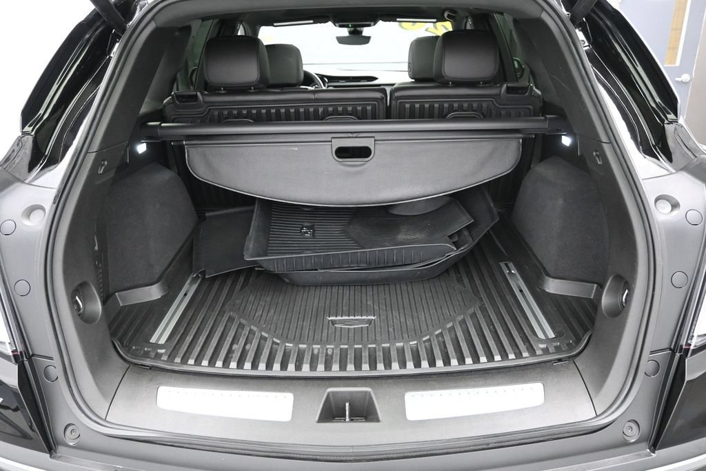 Used 2026 Cadillac XT5 Sportv w/ LPO, Floor Liner Package AWD/4WD image 27