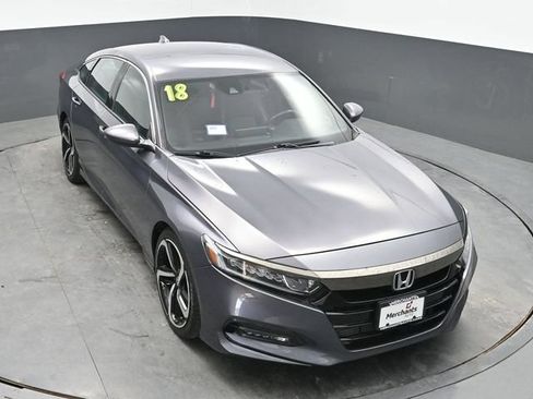 Used 2018 Honda Accord Sport image 29