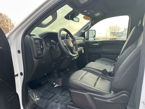 Used 2025 Chevrolet Silverado 2500 W/T w/ WT Convenience Package image 36