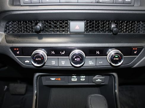Used 2024 Honda CR-V EX image 15