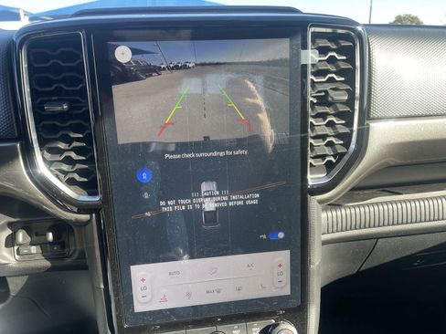 New 2026 Ford Ranger XLT w/ Equipment Group 301A High image 18