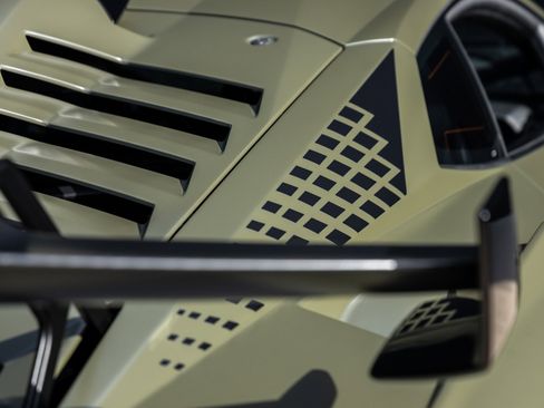 Used 2024 Lamborghini Huracan STO image 13