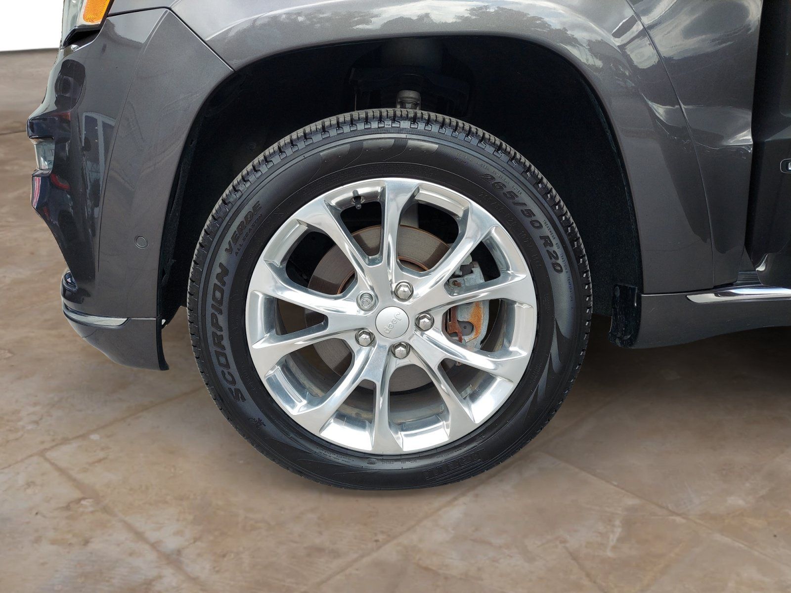 Used 2020 Jeep Grand Cherokee Summit AWD/4WD image 30