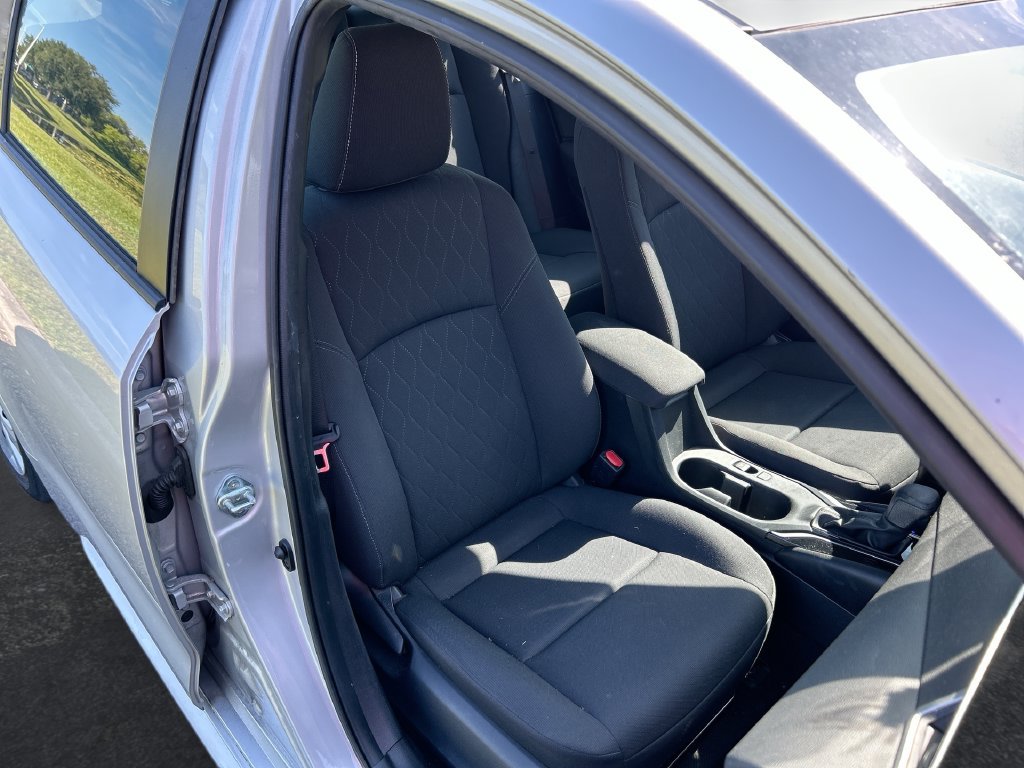 Used 2023 Toyota Corolla LE FWD image 30