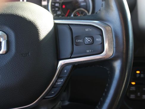 Used 2022 RAM 1500 Laramie image 22