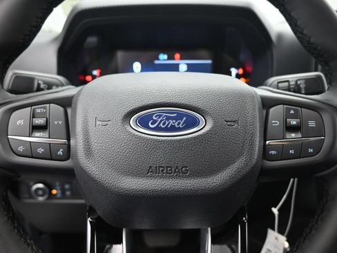 New 2026 Ford Ranger XLT w/ Black Appearance Package AWD/4WD image 10