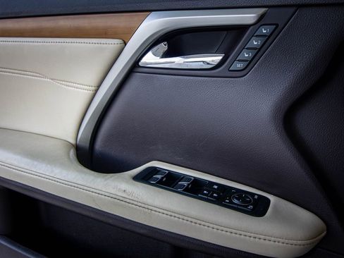 Used 2019 Lexus RX 350 AWD w/ Navigation Package image 21