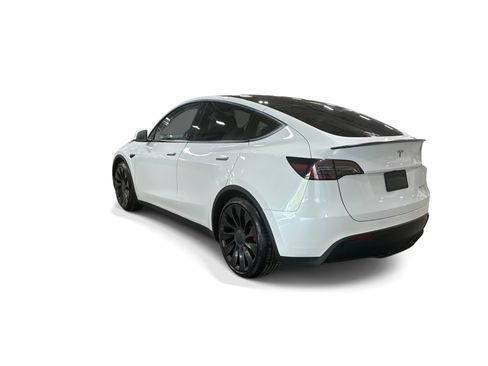 Certified 2023 Tesla Model Y Performance AWD/4WD image 4