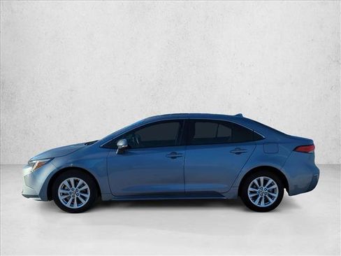 Certified 2023 Toyota Corolla XLE image 5