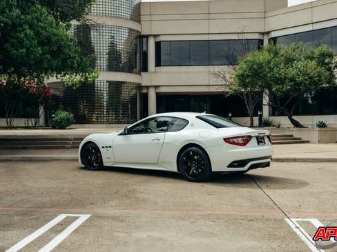 Used 2013 Maserati GranTurismo Sport image 47