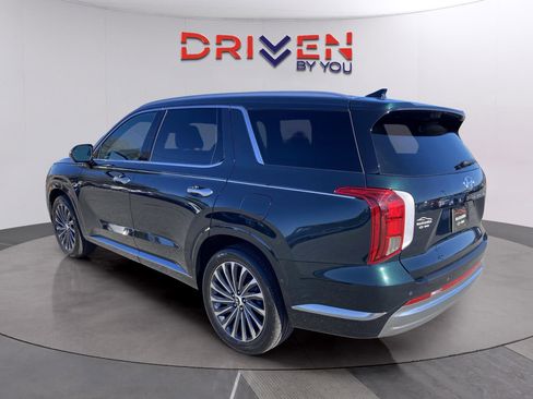 Used 2025 Hyundai Palisade Calligraphy image 4
