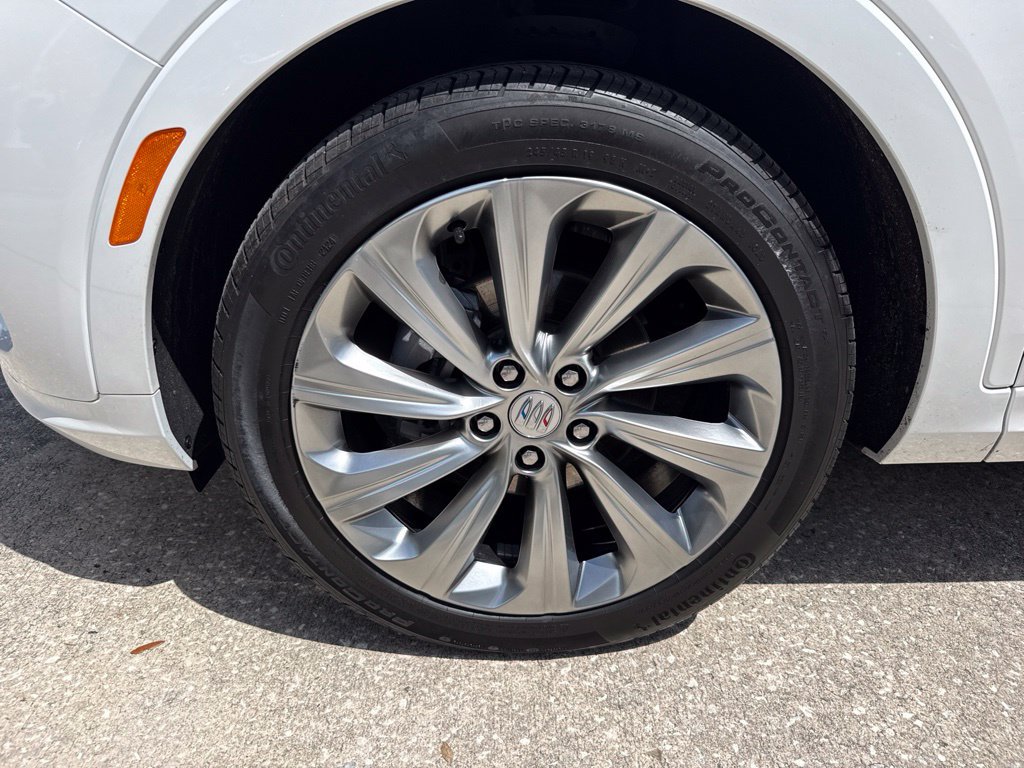 Used 2025 Buick Envista Avenir FWD image 41
