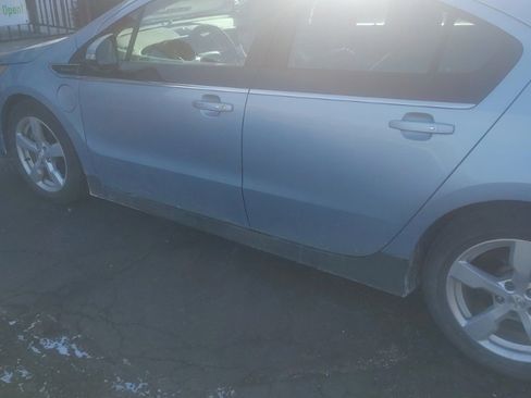 Used 2014 Chevrolet Volt Base w/ Enhanced Safety Package 1 image 10