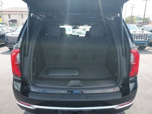 Used 2026 GMC Yukon Elevation AWD/4WD image 9