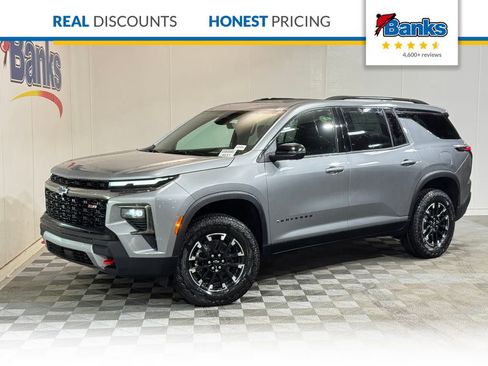 New 2026 Chevrolet Traverse Z71 w/ Driver Confidence Package AWD/4WD image 1