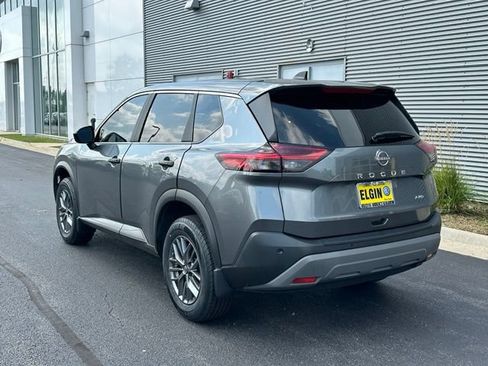 Used 2023 Nissan Rogue S AWD/4WD image 6
